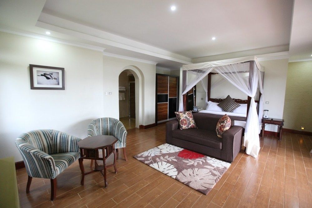 Giraffe Ark Game Lodge Nyeri Exterior photo
