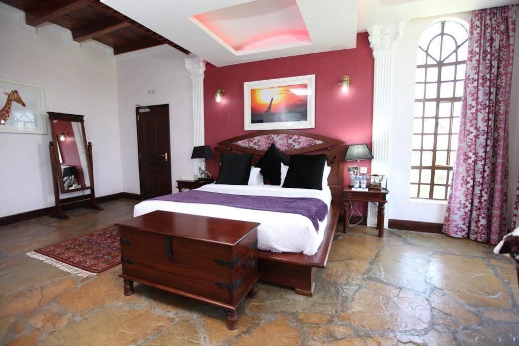 Giraffe Ark Game Lodge Nyeri Exterior photo